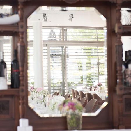 Cristall Hotel Waghaeusel Luaran gambar