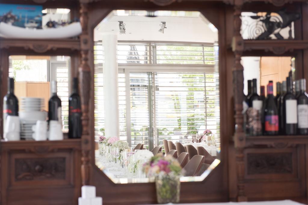 Cristall Hotel Waghaeusel Luaran gambar